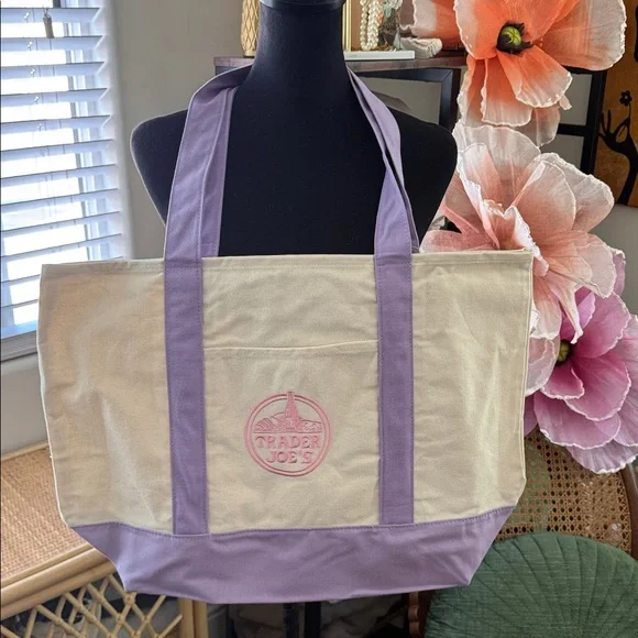 NWT Trader Joe’s Large Lavender Pastel Canvas Reusable Market Tote Bag - Picture 2 of 3